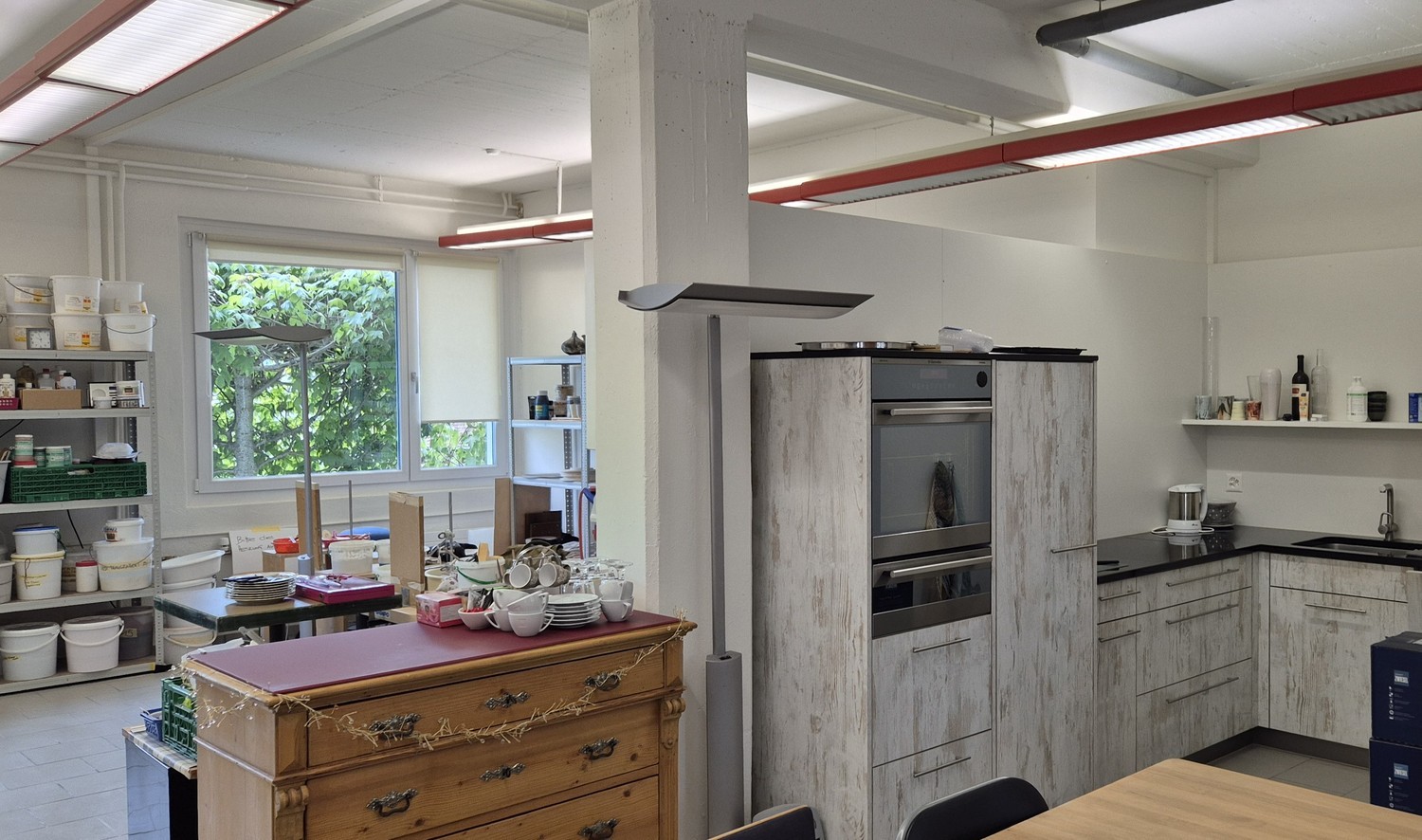 192m² commercial