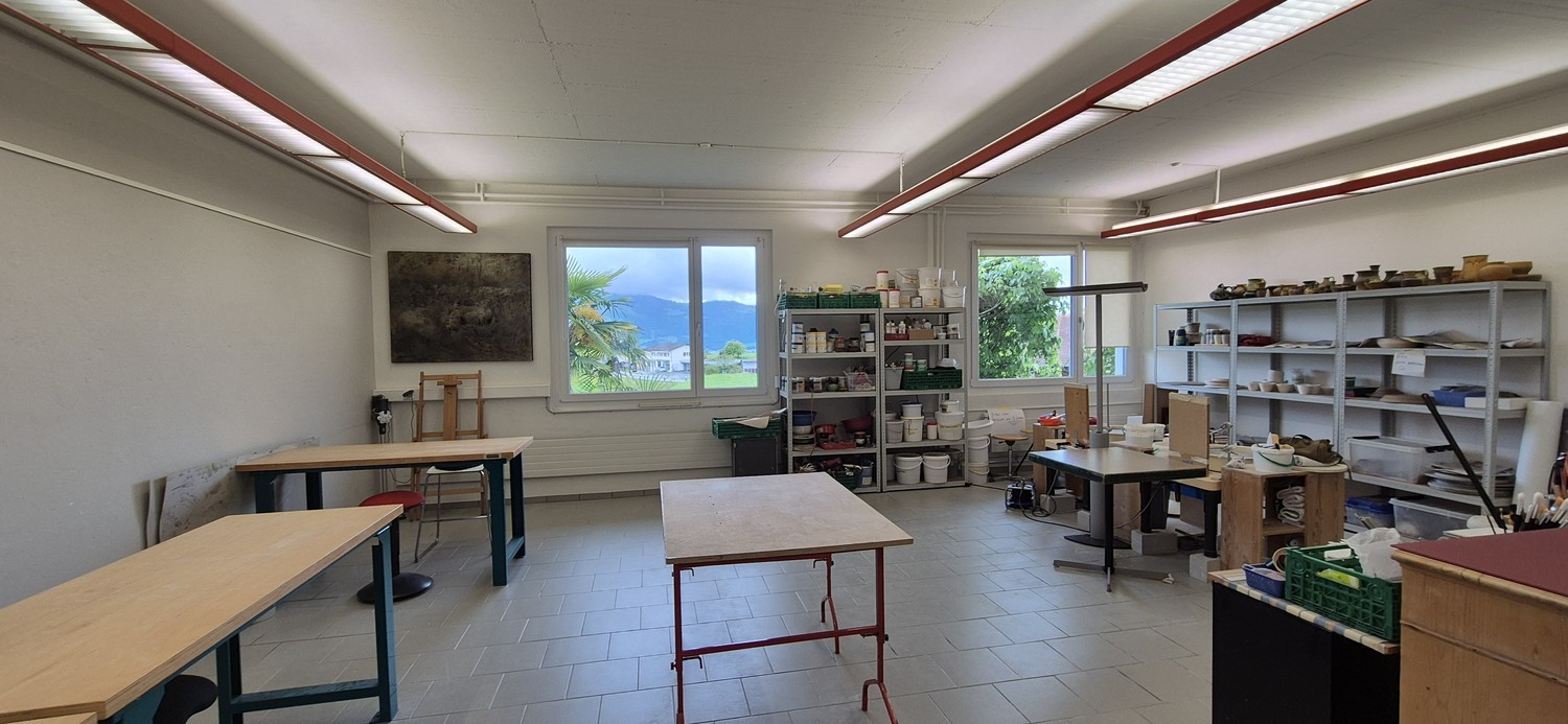 192m² commercial