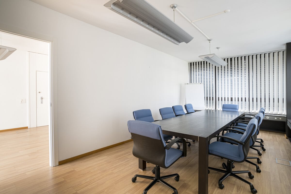 Office, Foto 1 von 6