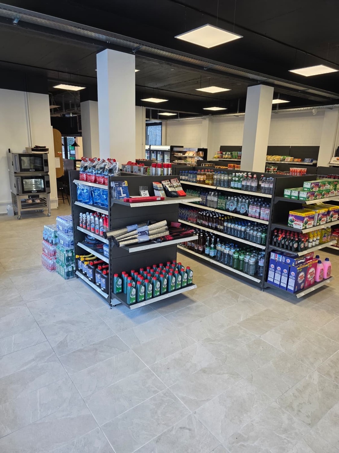 193m² shop, Foto 10 von 10