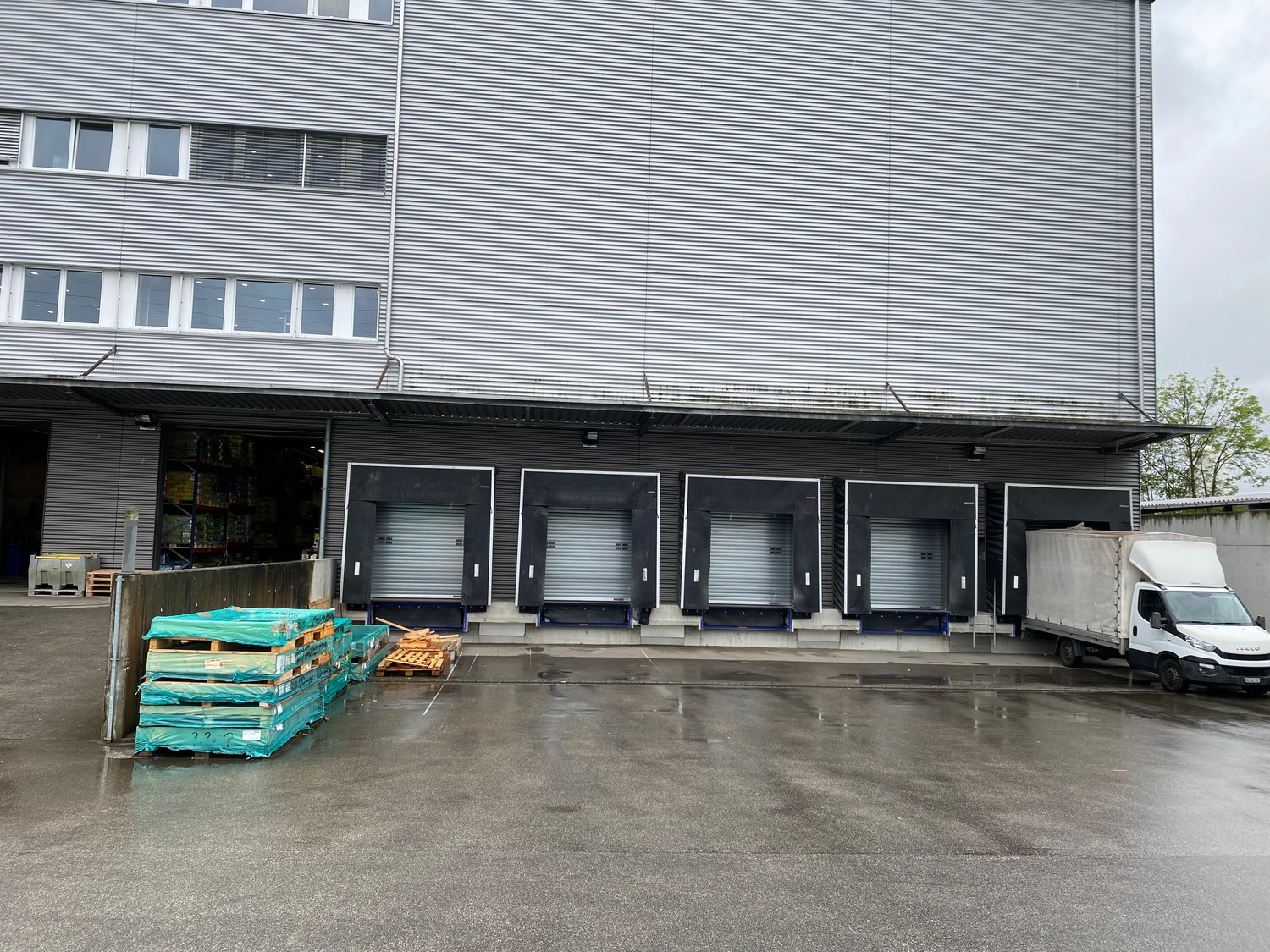 108m² commerciale