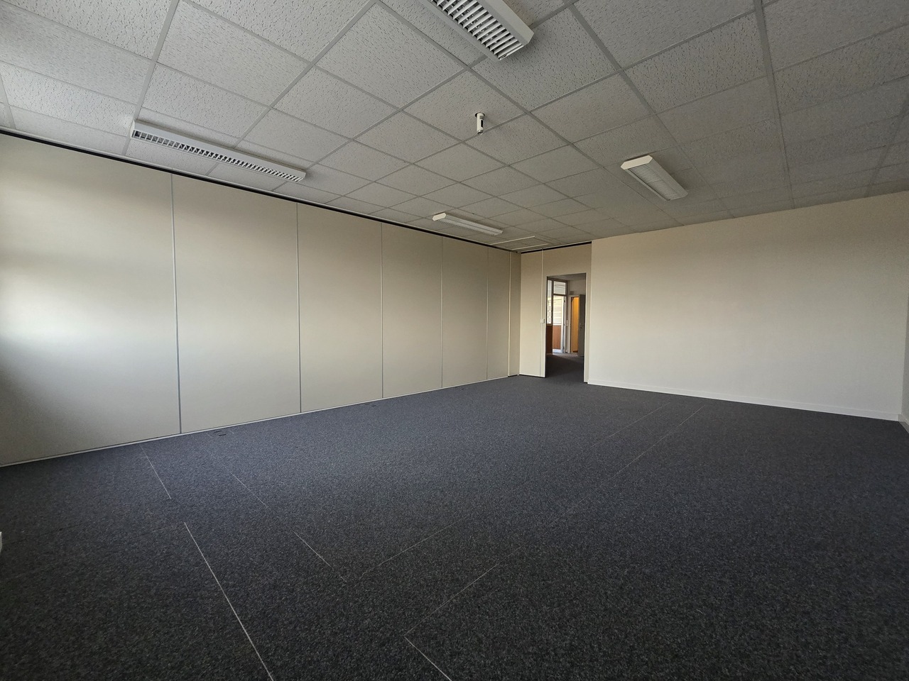 156m² office, Foto 5 von 10