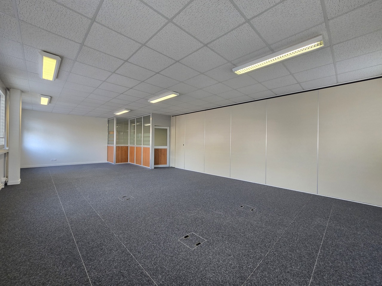 156m² office, Foto 2 von 10