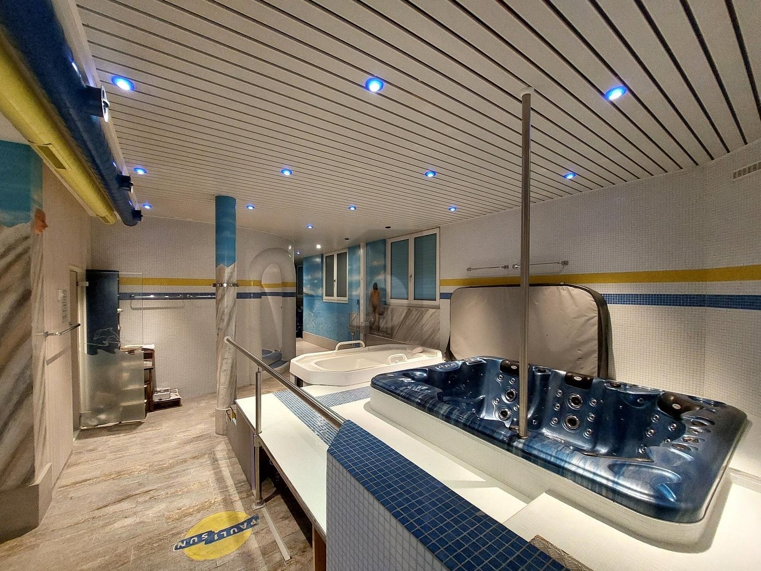 Pratique de 393m²
