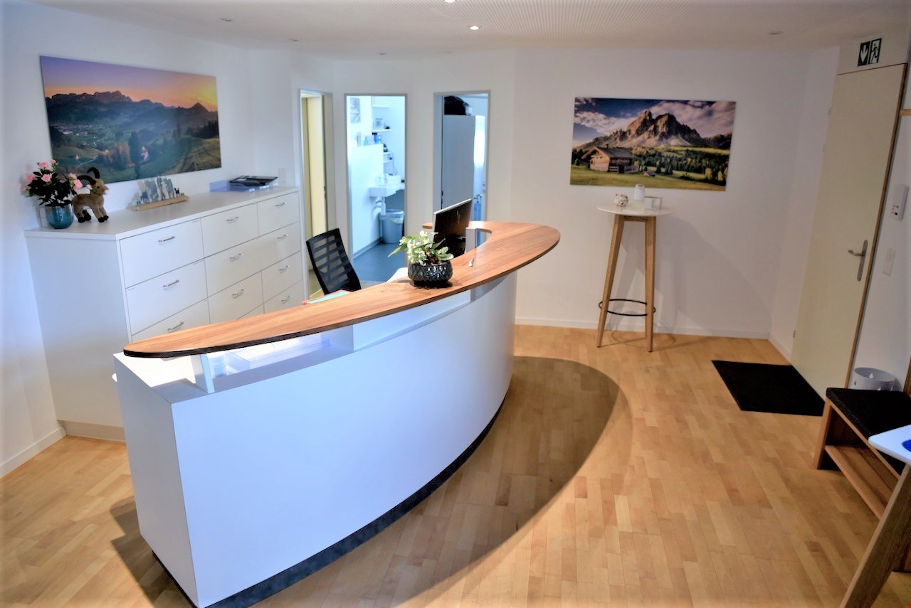 136m² commercial