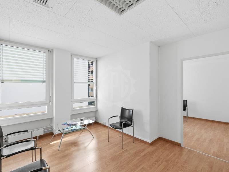 165m² office, photo 7 of 10