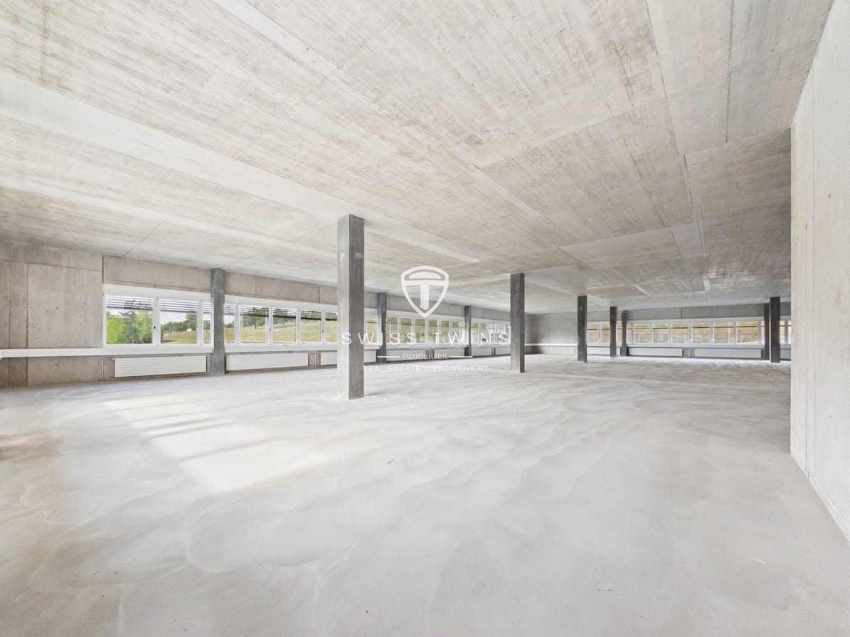 7500m² commercial