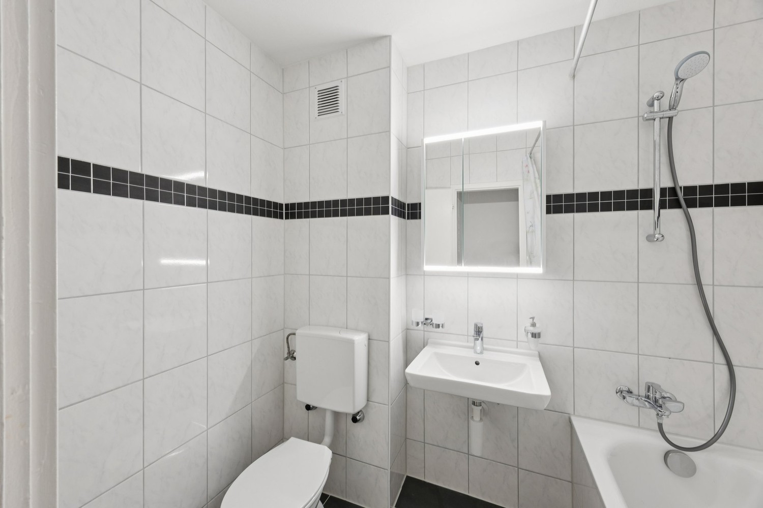 2 rooms apartment
