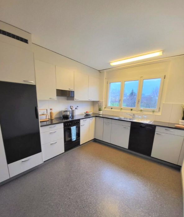 5 rooms apartment