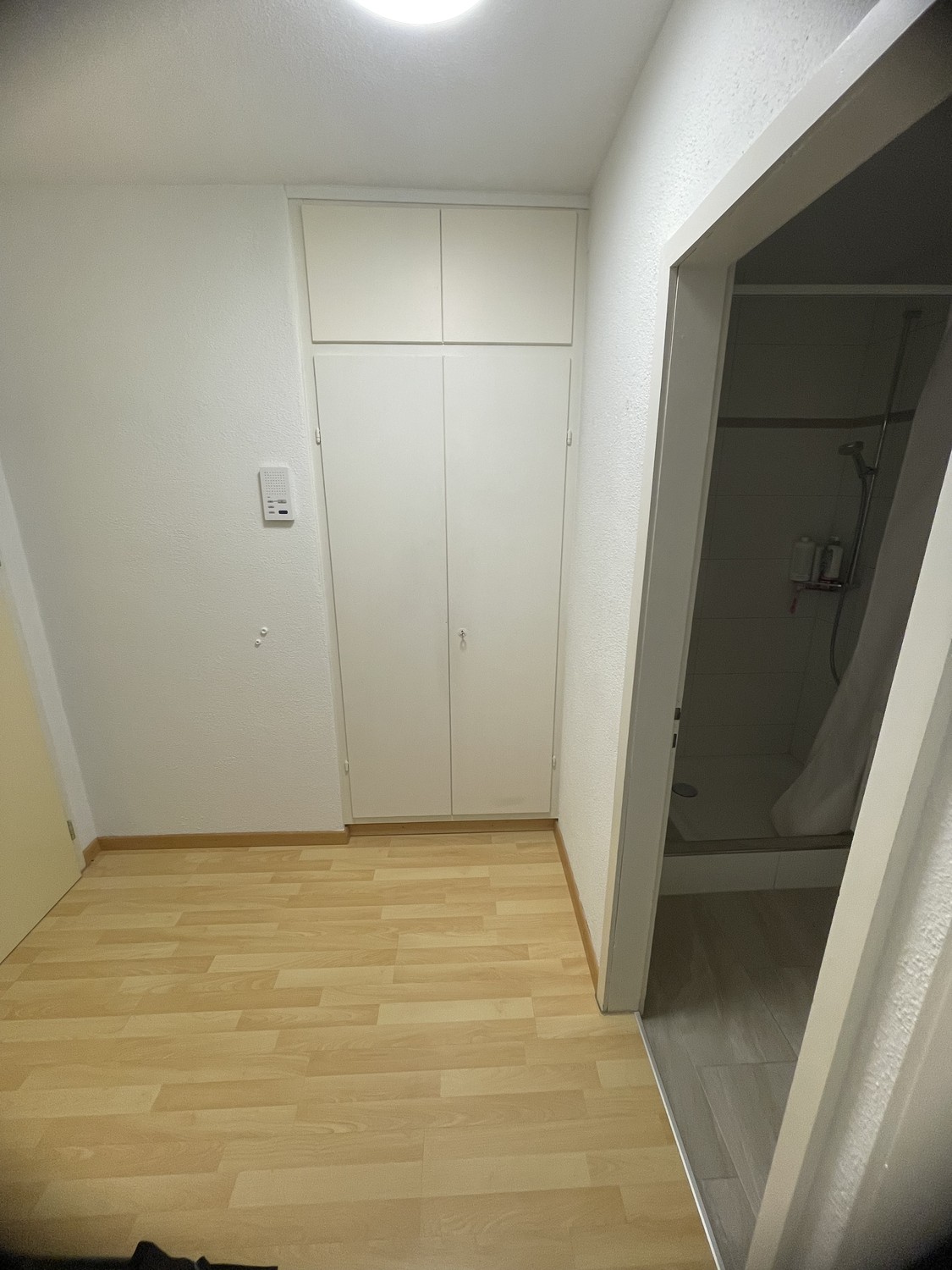 1 room apartment, Foto 3 von 7