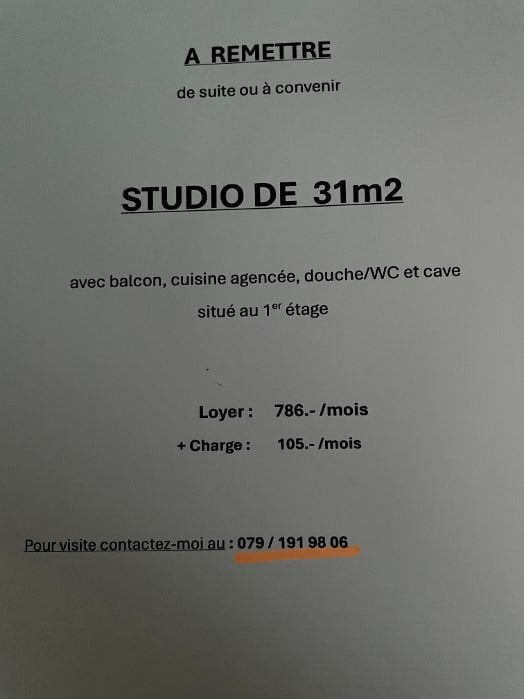 2 ½ Zimmer-Wohnung

miete 1000.-/mois plus
nebenauslagen 2.5.-/mois

Pour visiter: 079 191 98 06