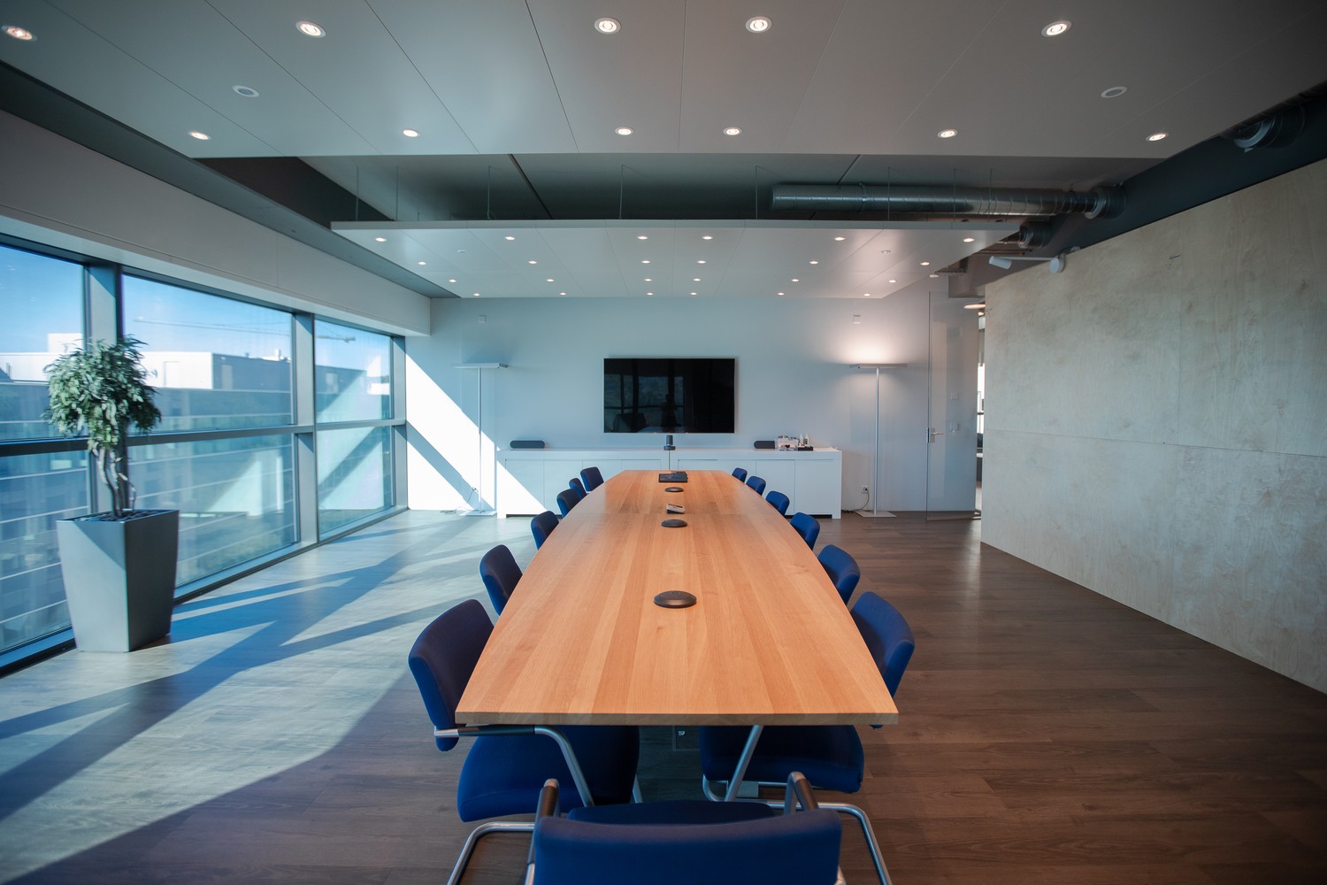 799m² bureau