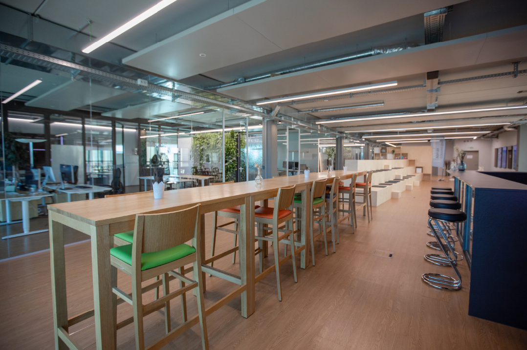799m² bureau