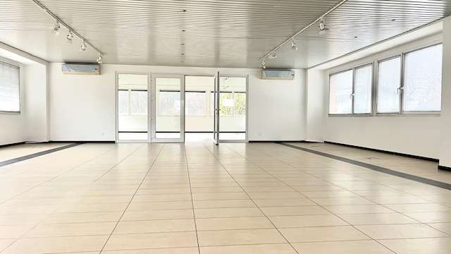 Office, Foto 1 von 10