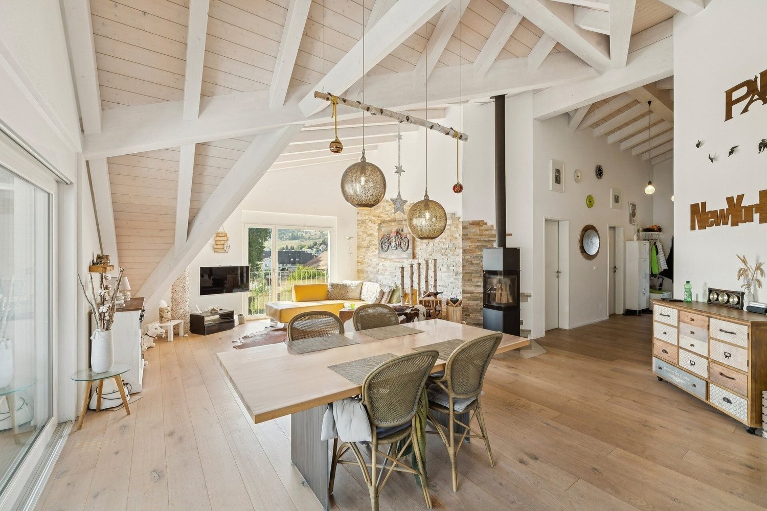 4 ½ room attic flat