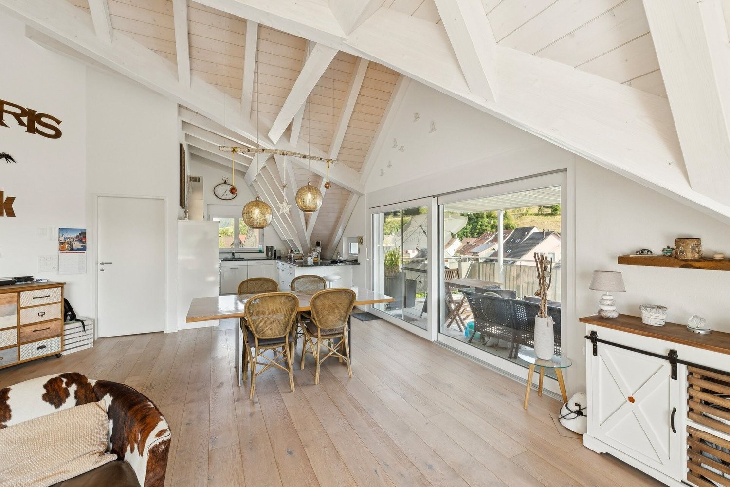 4 ½ room attic flat