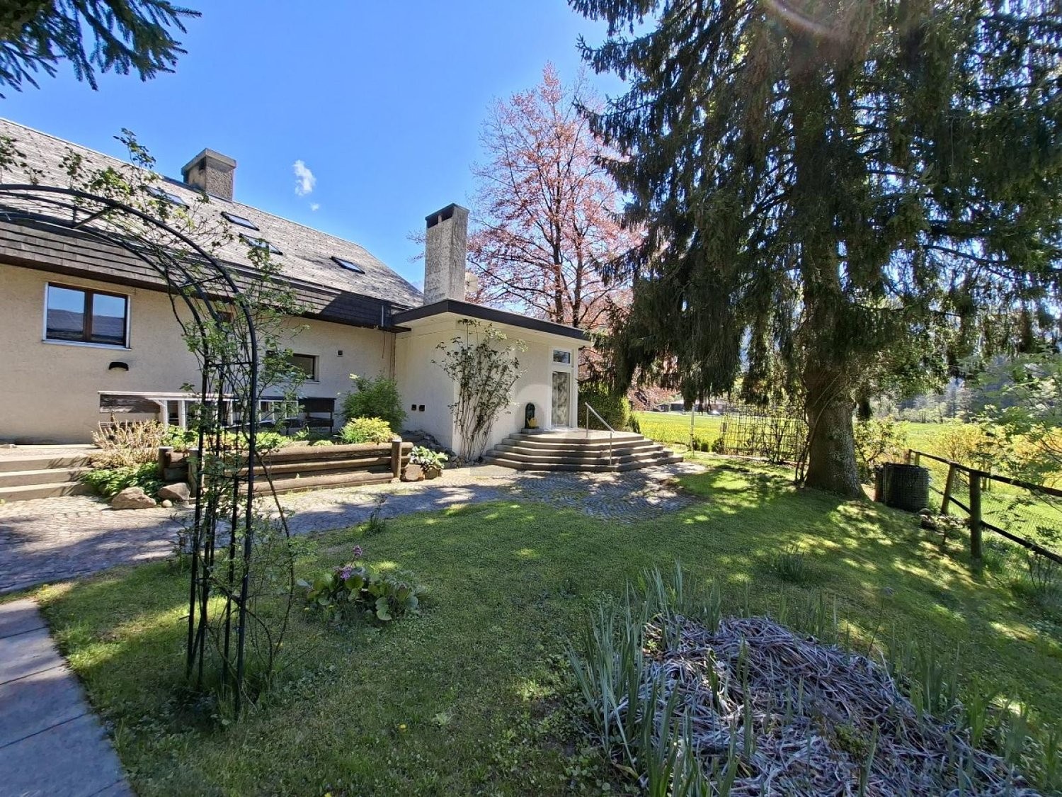 5 ½ rooms duplex house, Foto 1 von 4