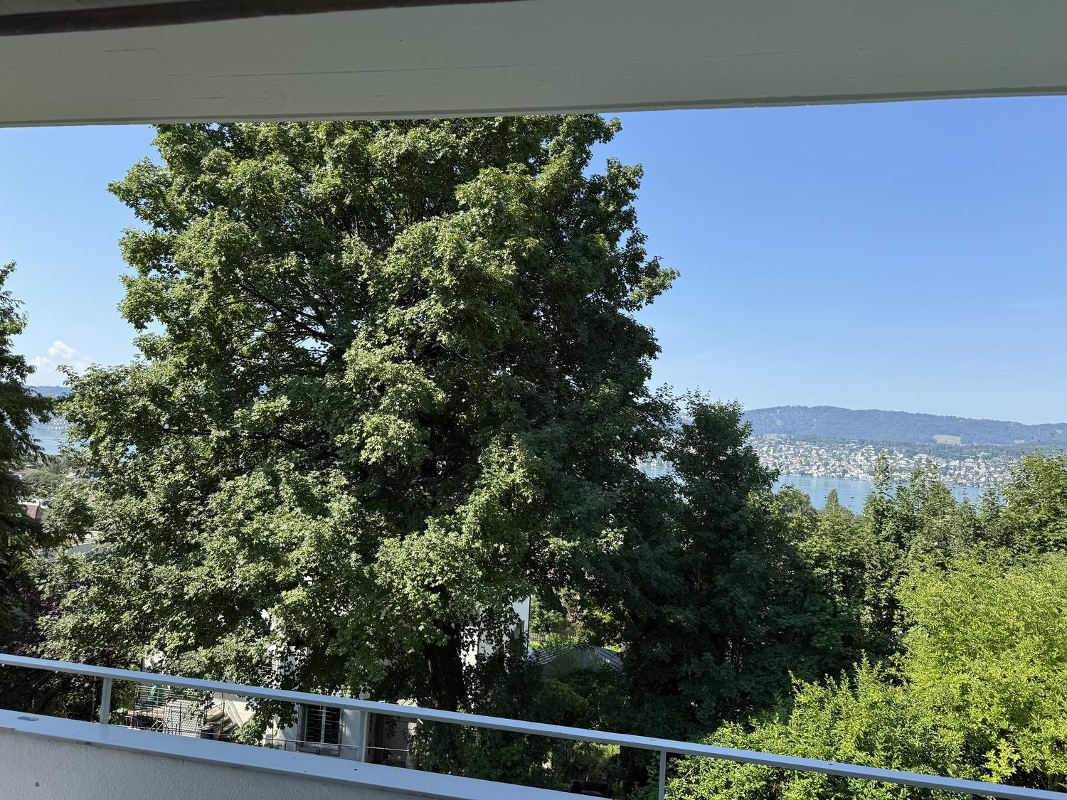 4 rooms apartment, photo 9 of 10