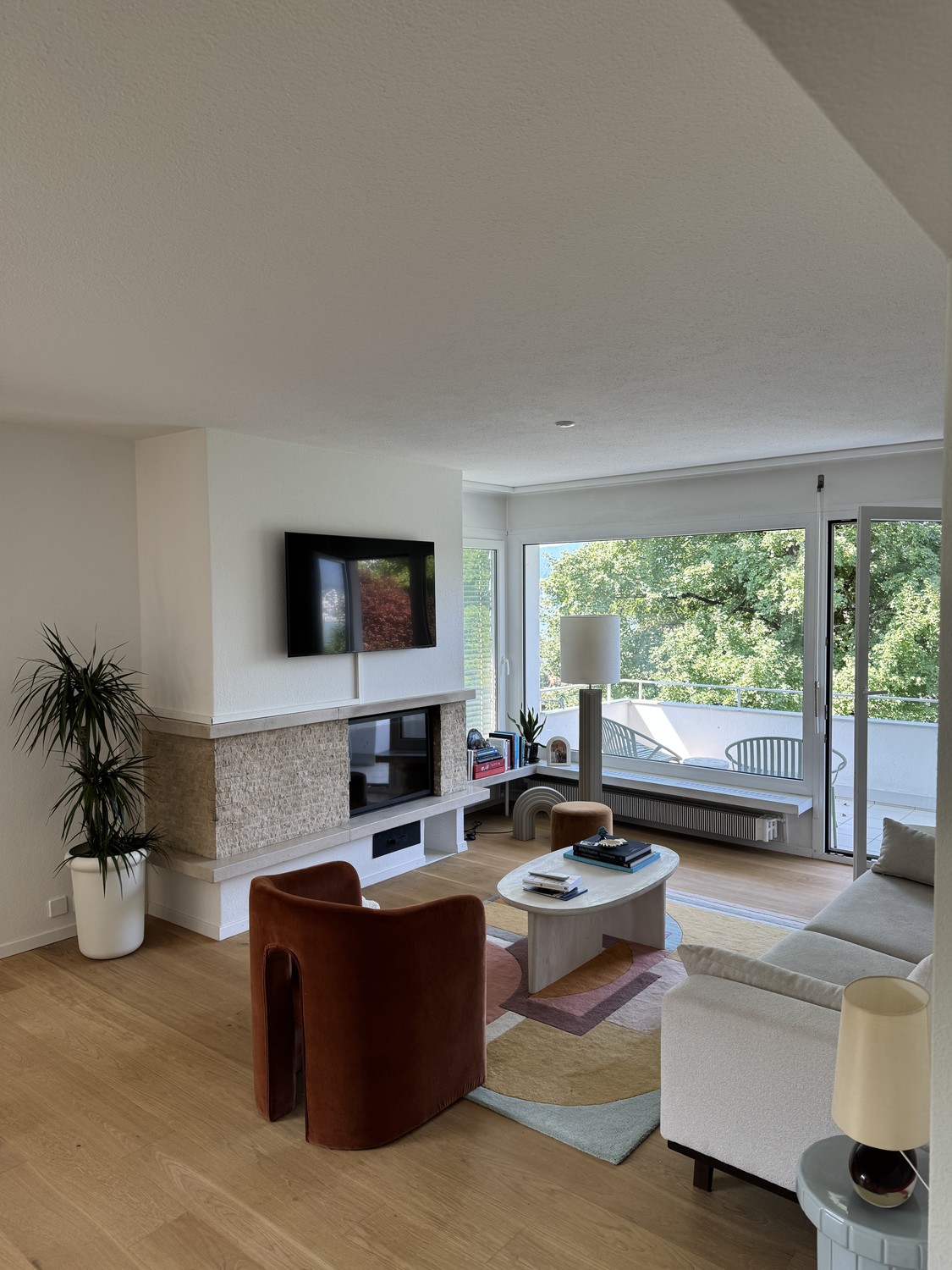 4 rooms apartment, photo 2 of 10