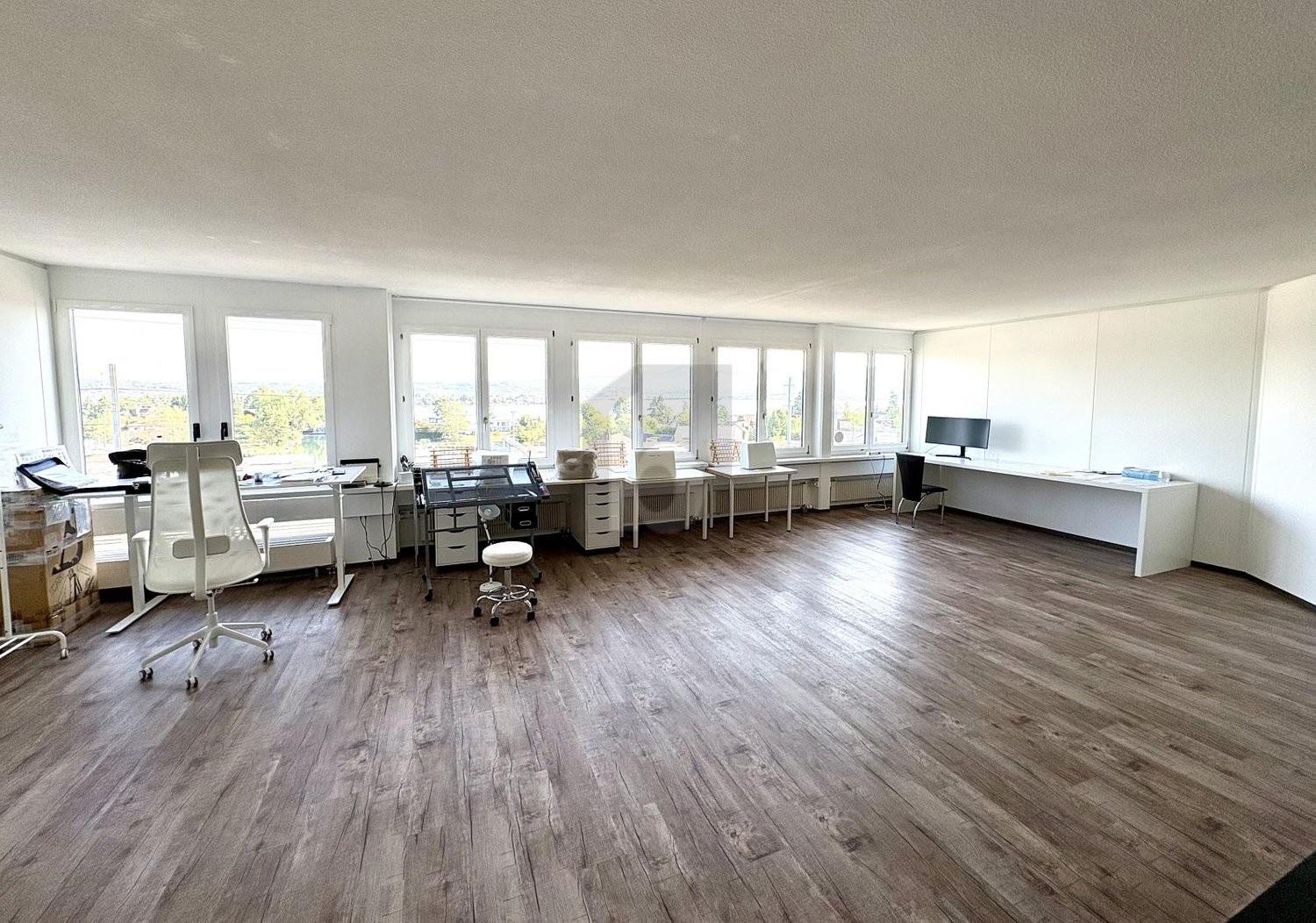 36m² office