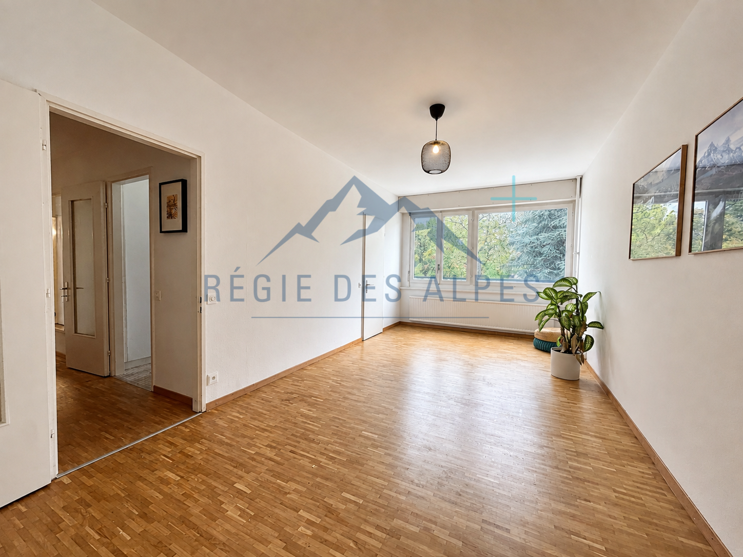 4-Zimmer-Wohnung, Foto 1 von 7