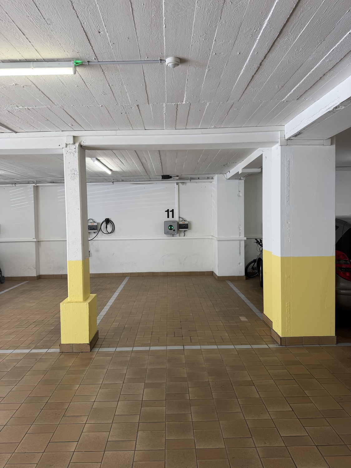 Underground slot, Foto 1 von 3