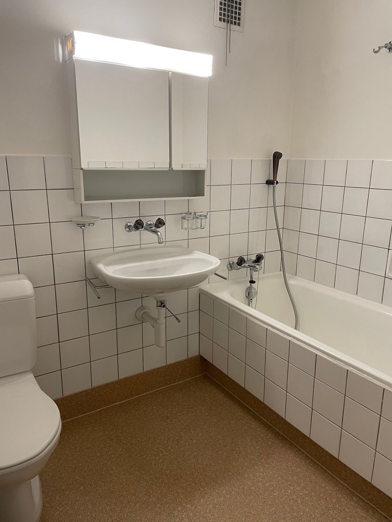 1 room apartment, Foto 4 von 6
