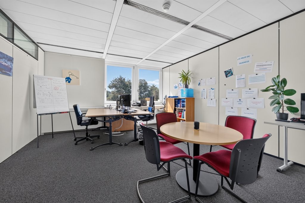 352m² Büro, Foto 8 von 9