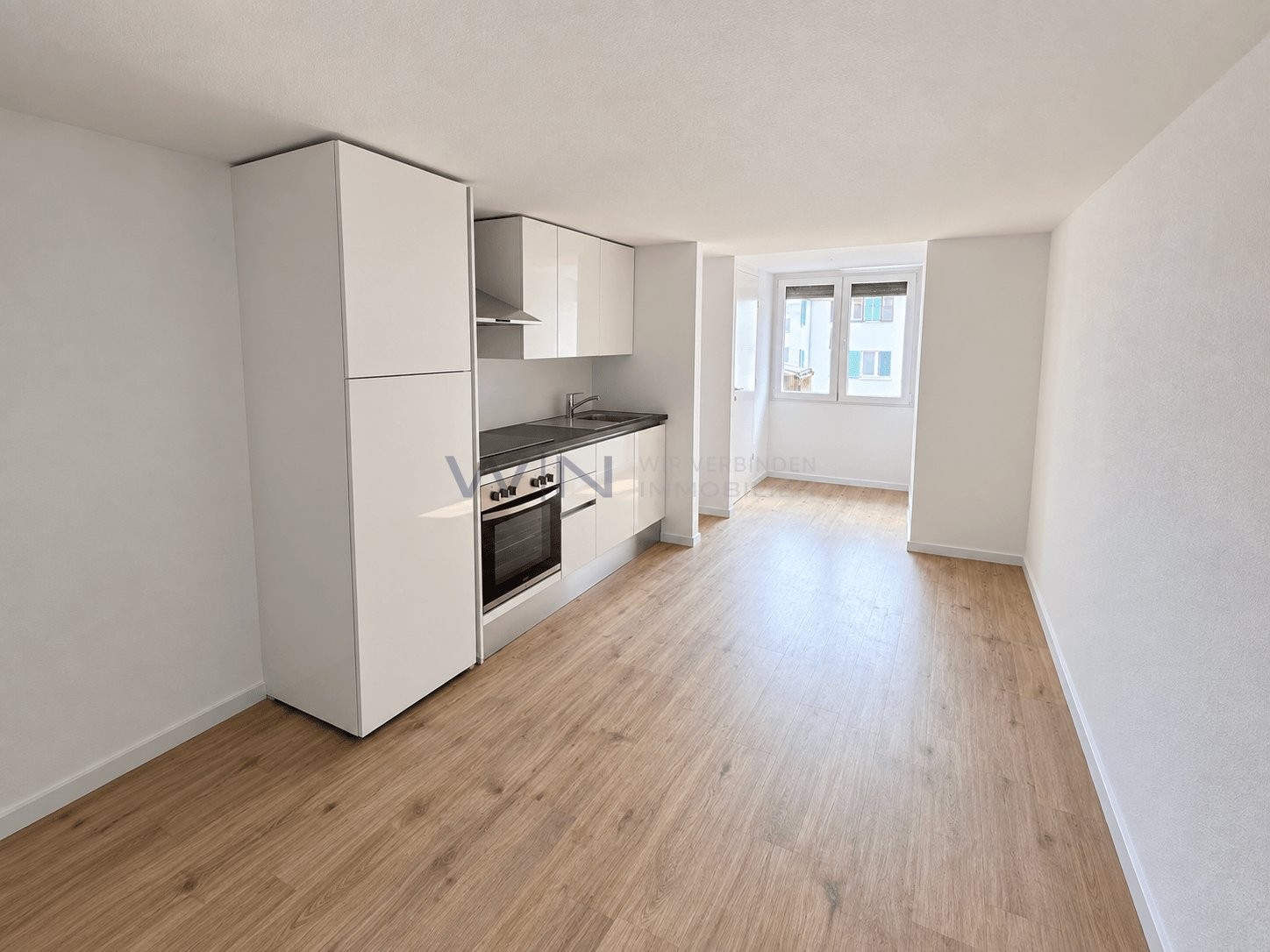 maison multifamiliale de 23 pièces