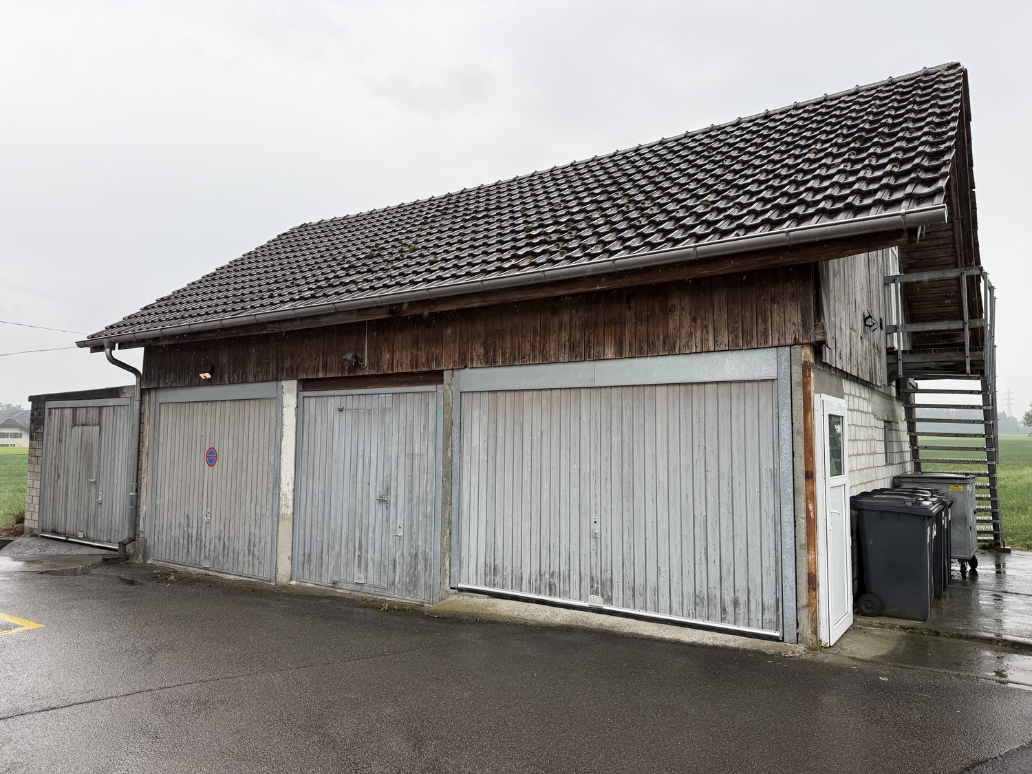 25m² commercial