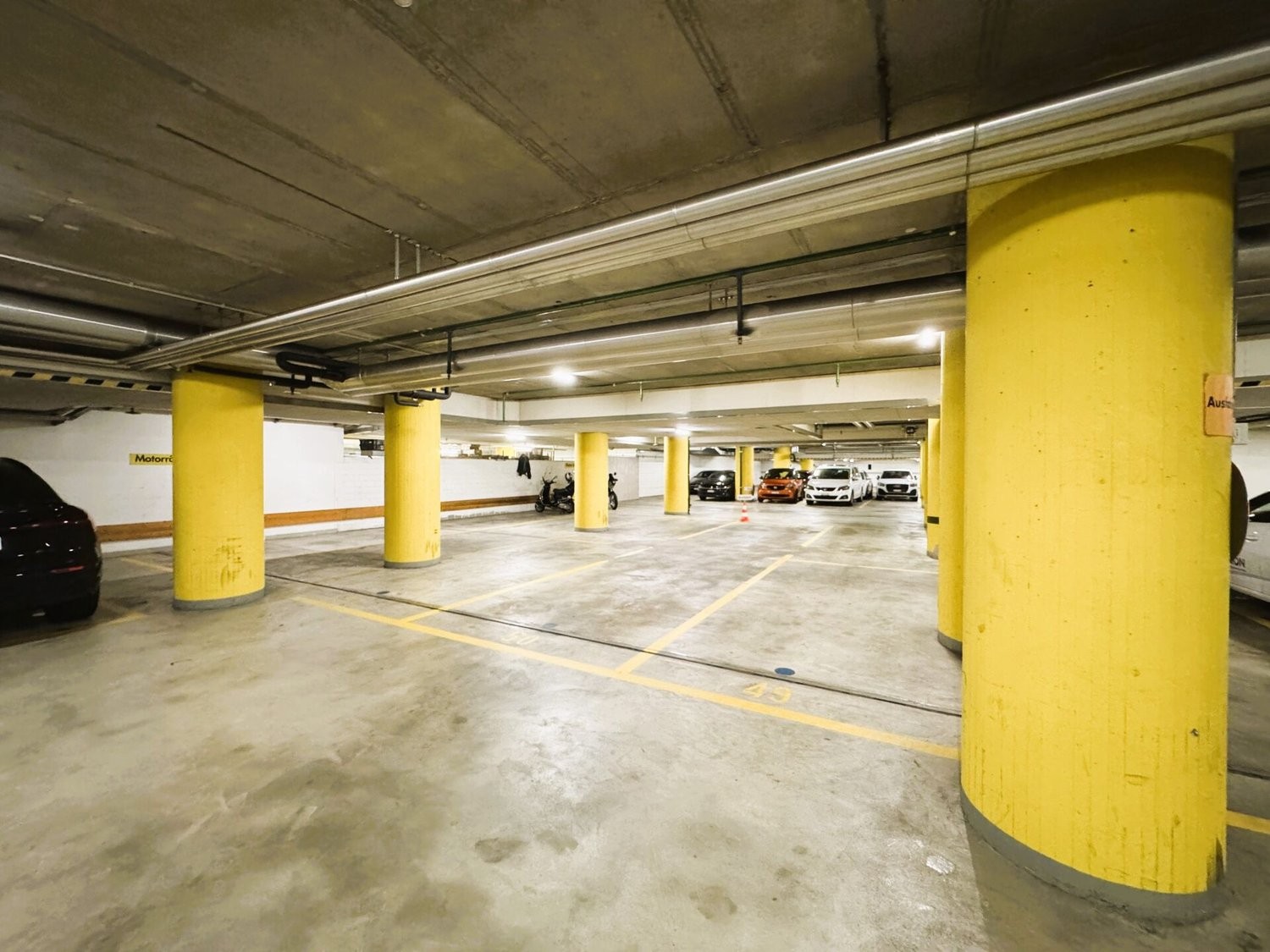 Underground slot, Foto 5 von 9