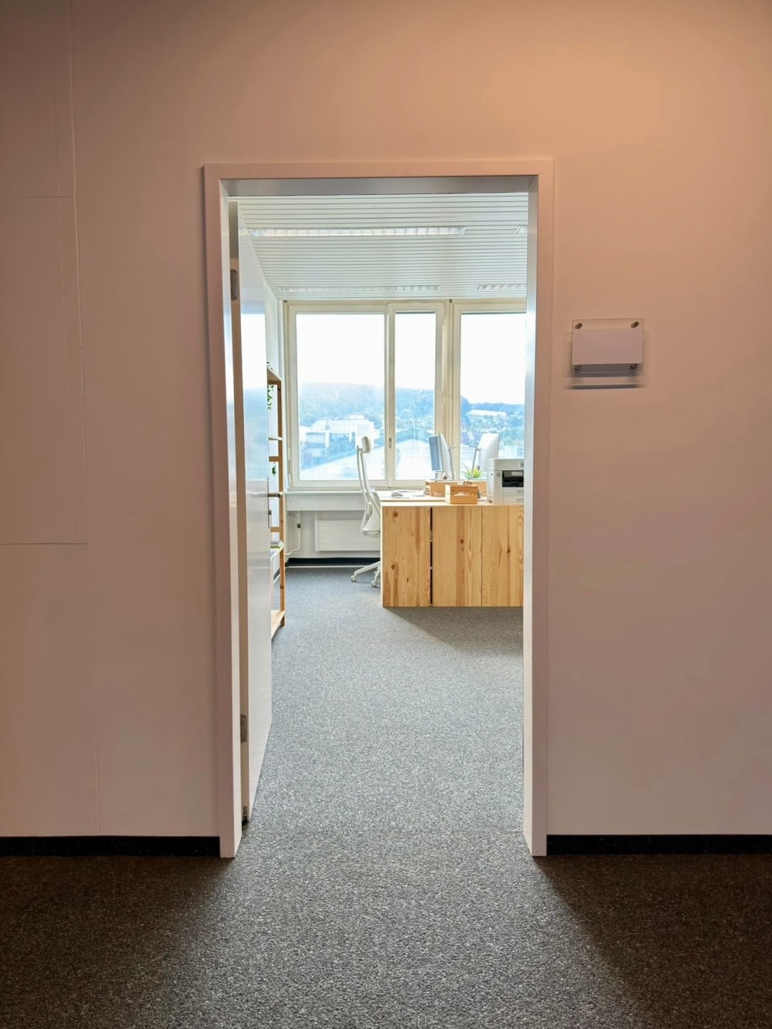 14m² commercial
