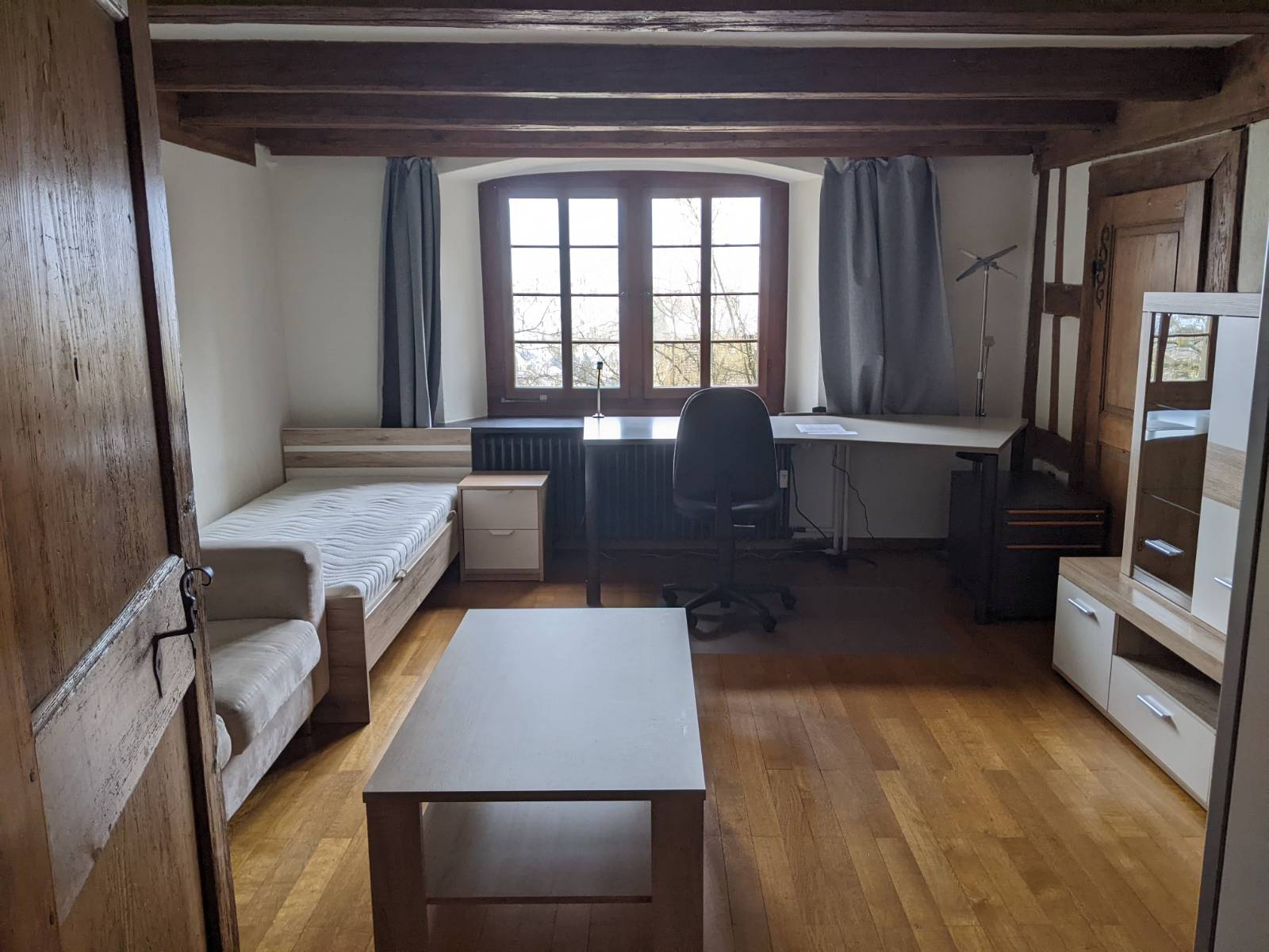WG-Zimmer in Wädenswil (nahe ZHAW Grüental), Foto 2 von 2