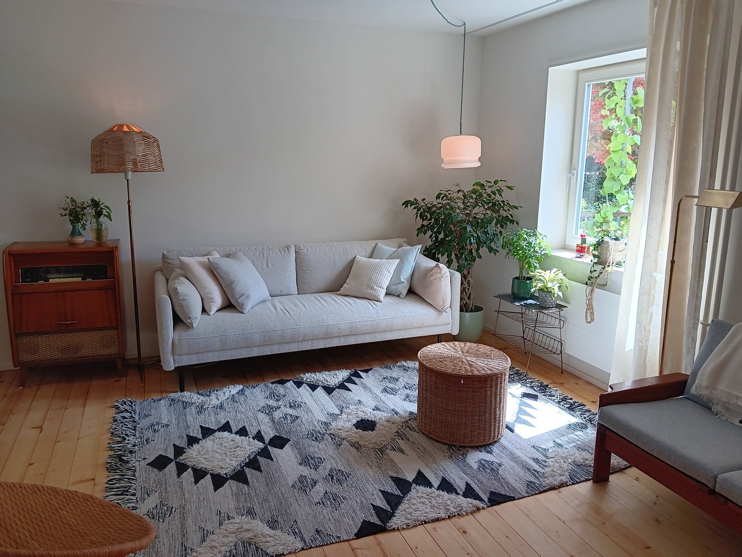 4 rooms single house