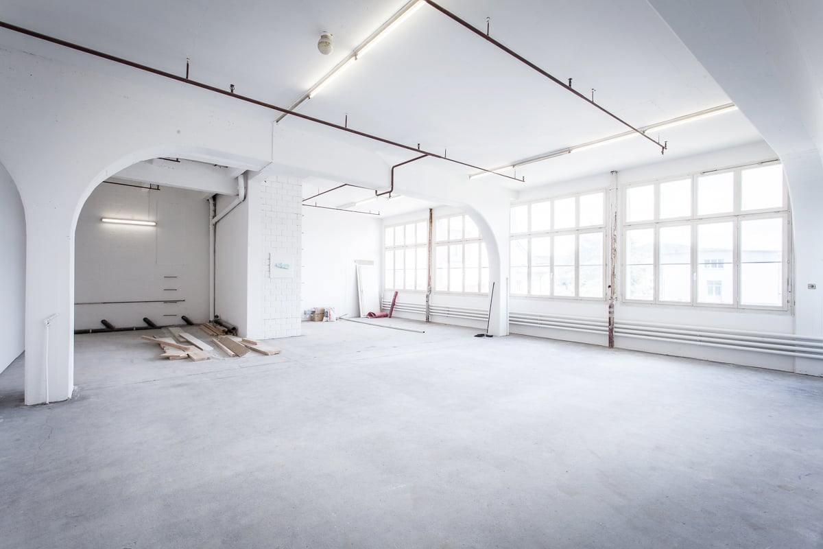 140m² industrial object