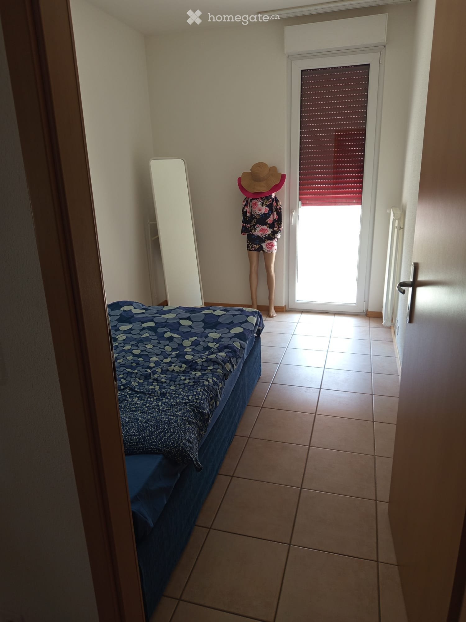 1 room single room