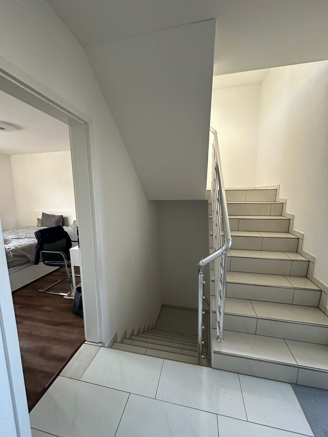 Zimmer in einer Wohngemeinschaft, Foto 1 von 8