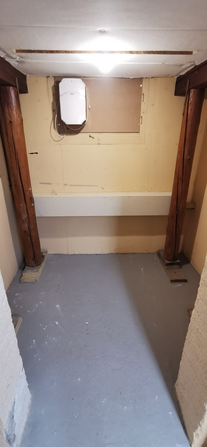 21m² commercial