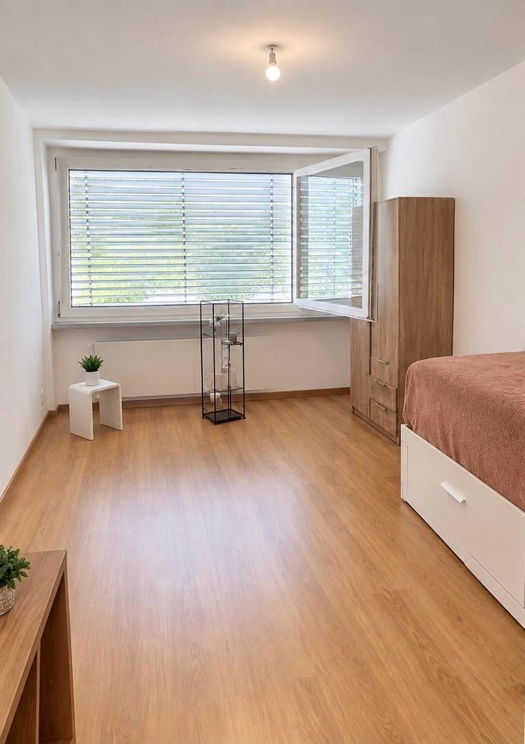 1 room apartment, Foto 1 von 3