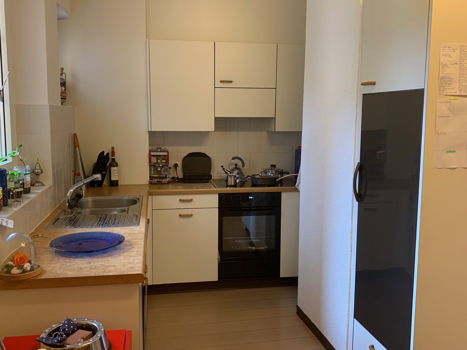 Helle möblierte 4-Zimmer-Wohnung mit Aussicht – 3–6 Monate, Foto 8 von 10