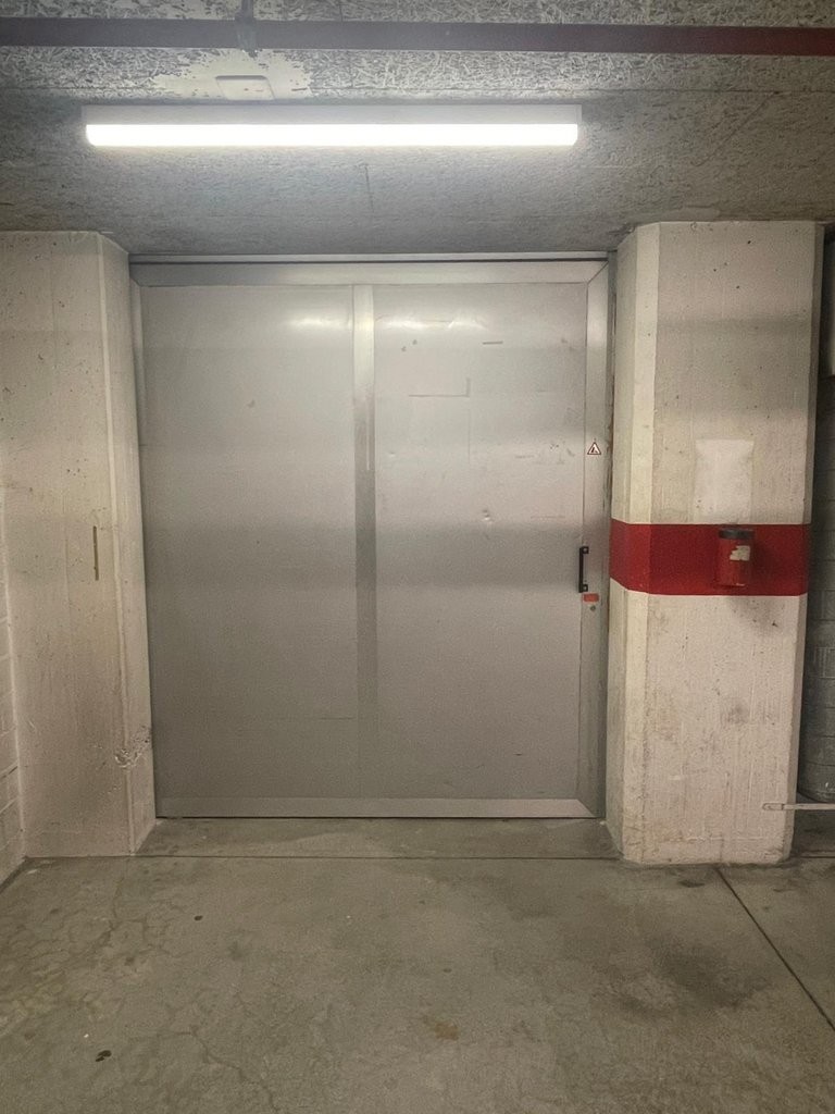 Local de stockage de 100m²