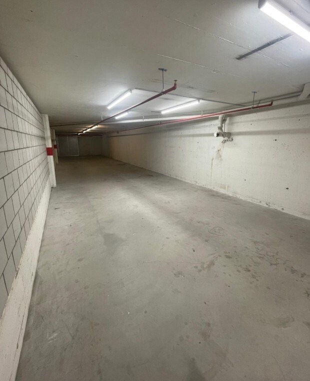 Local de stockage de 100m²