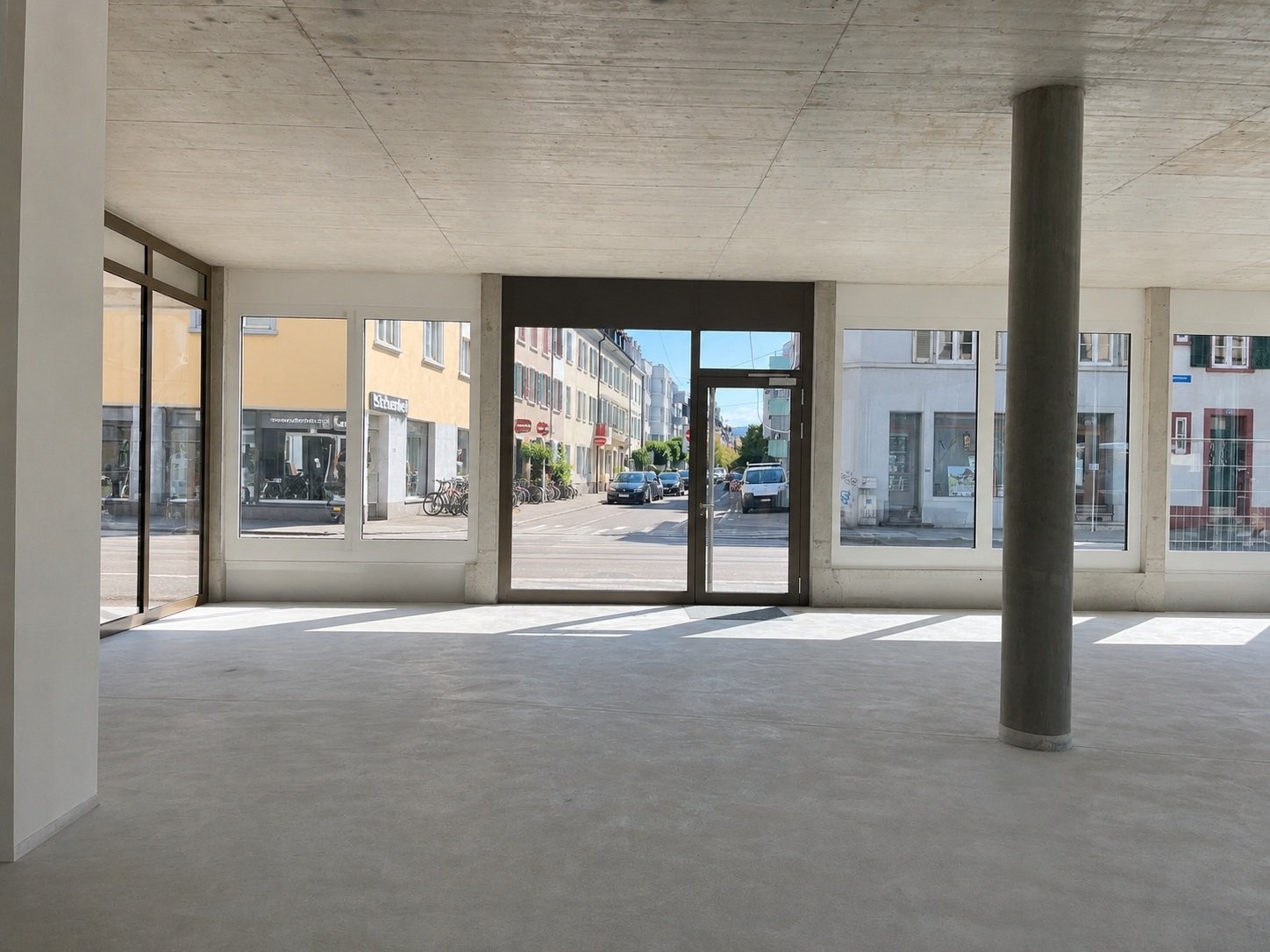 187m² shop, Foto 4 von 5
