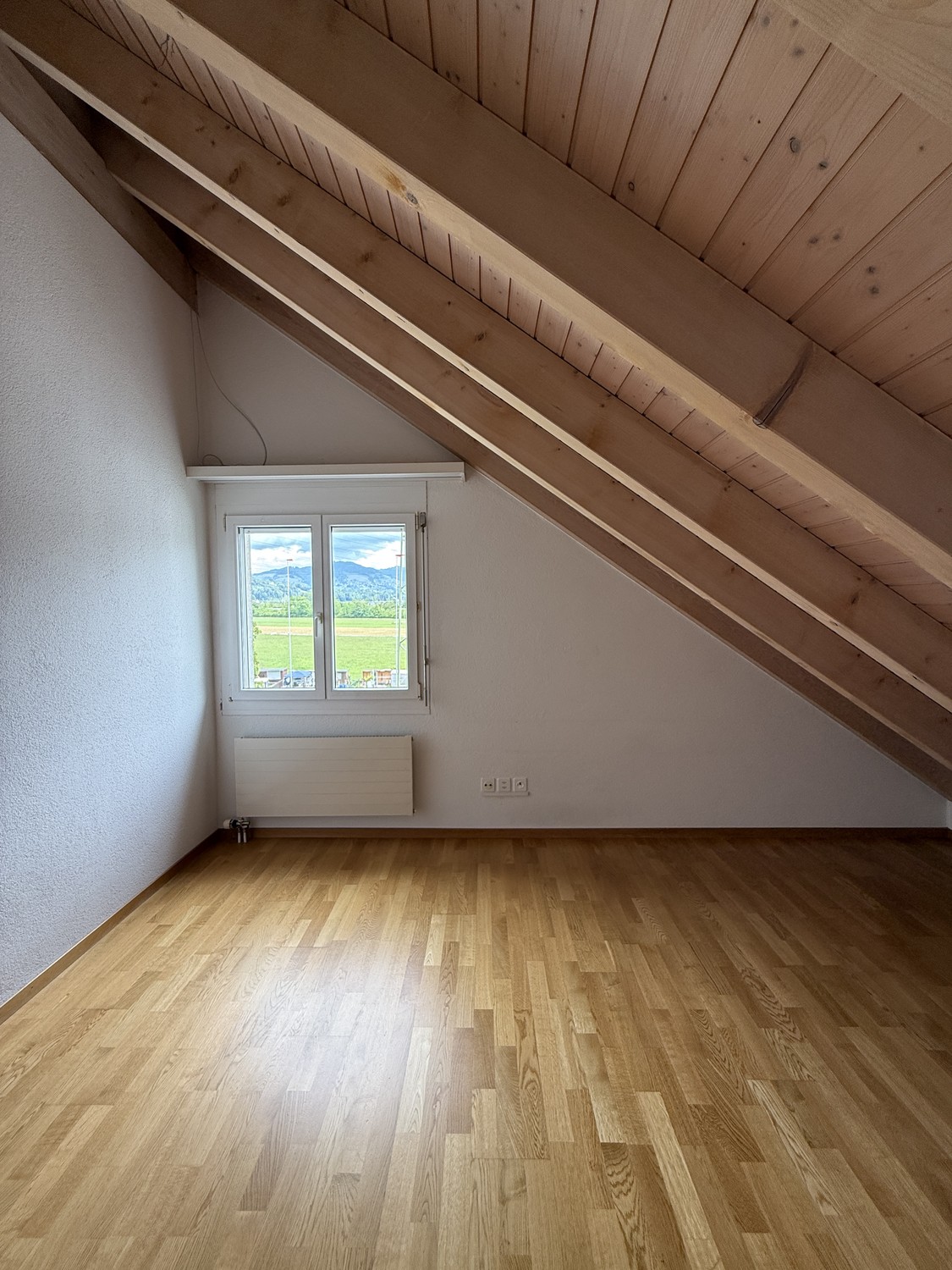 6 rooms apartment