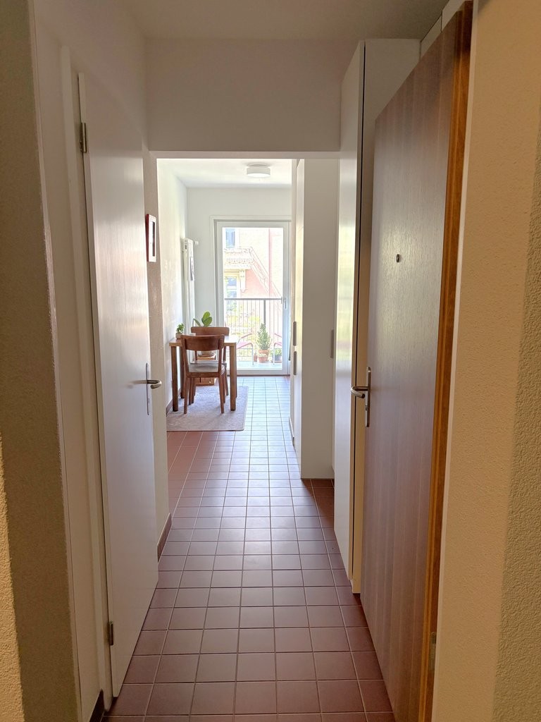 1 room apartment, Foto 4 von 6