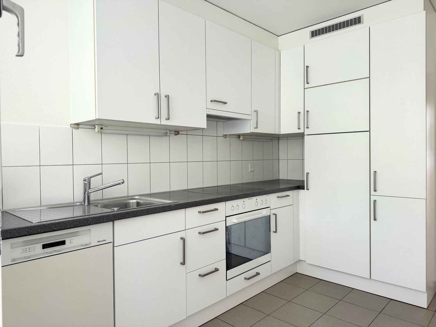 3 rooms apartment, Foto 2 von 9