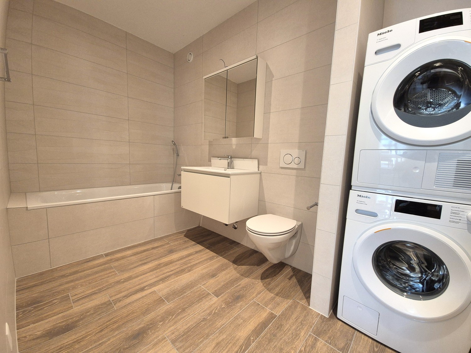 4 ½ Zimmer-Wohnung (9)