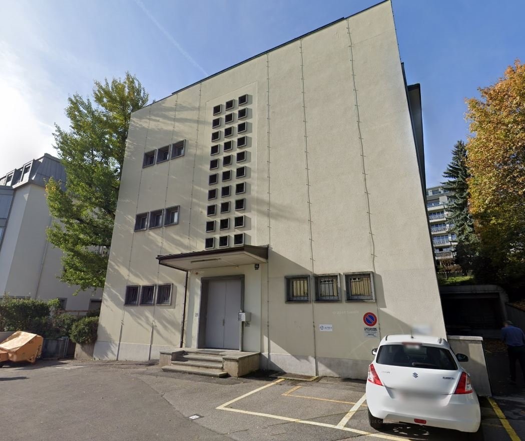 442m² Büro, Foto 2 von 5