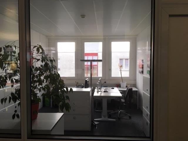 442m² Büro, Foto 1 von 5