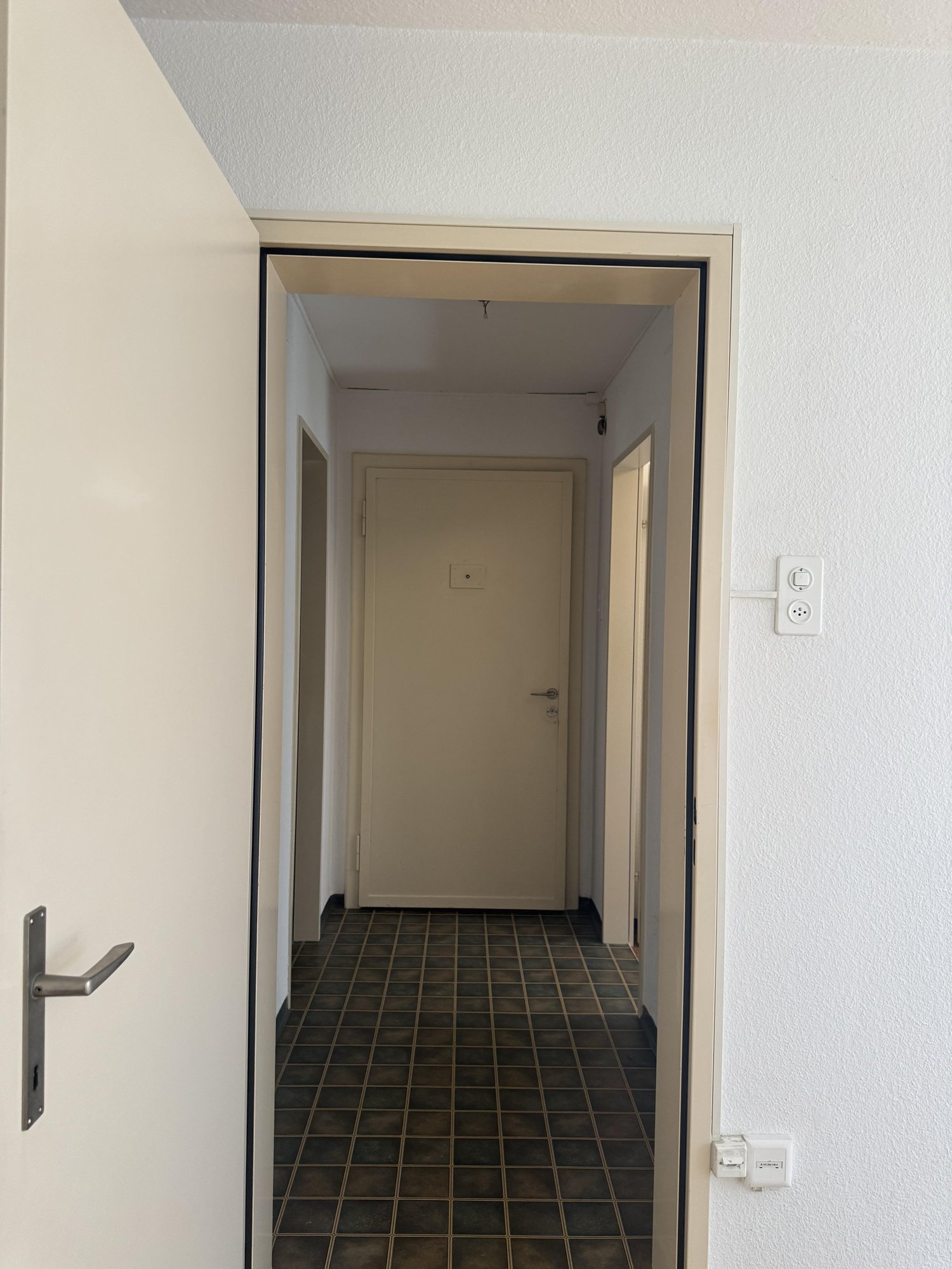 2 rooms apartment, Foto 1 von 7